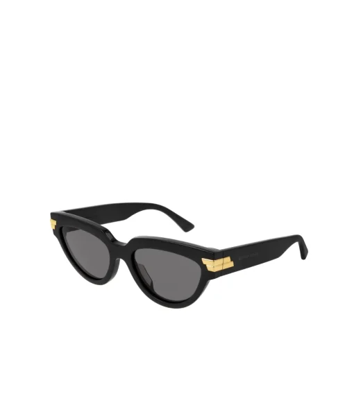 Cat-eye Sunglasses in Black
