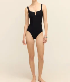 Clemence One Piece in Black