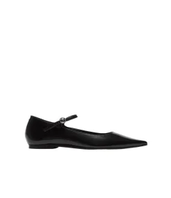 Cleo Leather Flat in Black