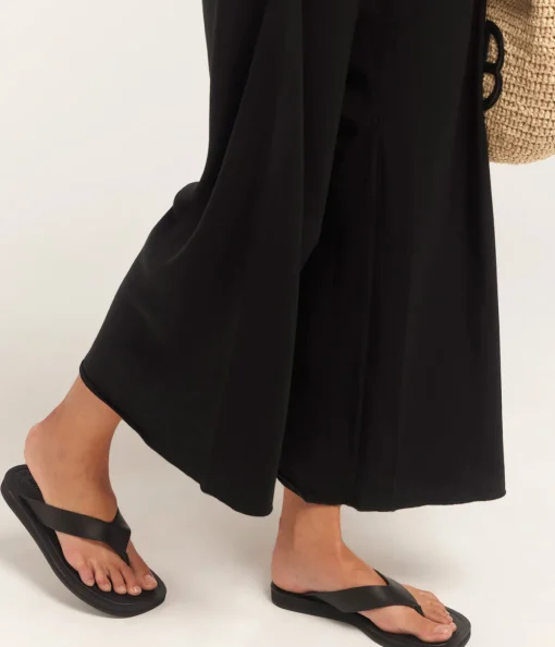 Eva Slide in Black