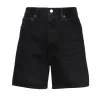 Stella Short in Bat
